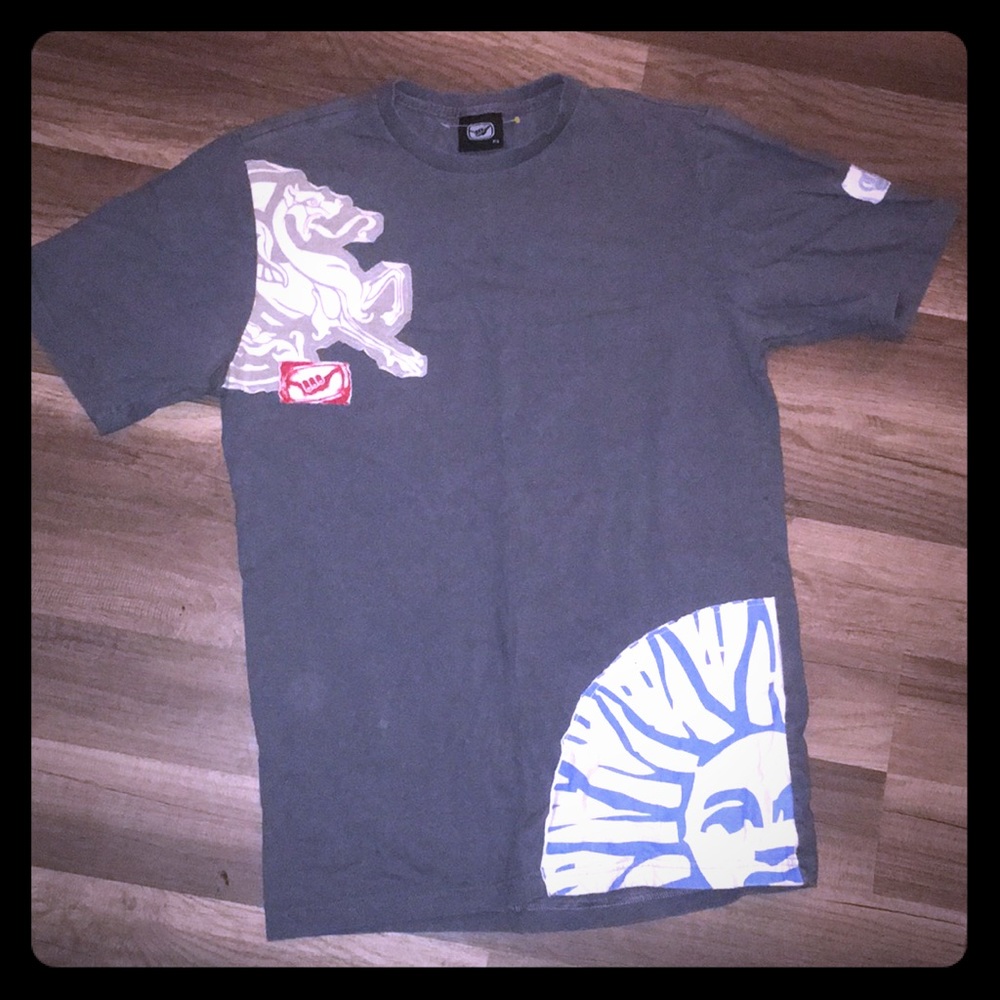HANG TEN MENS GRAPHIC TEE SMALL
